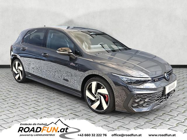 Volkswagen Golf - 2.0 TSI 195 kW GTI DSG / IQ.Light Parklenkassist