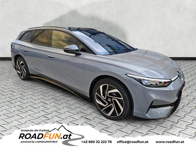 Volkswagen ID.7 Kombi - Pro 210 kW Tourer BlackStyle AHK IQdr Intpaket 20Z