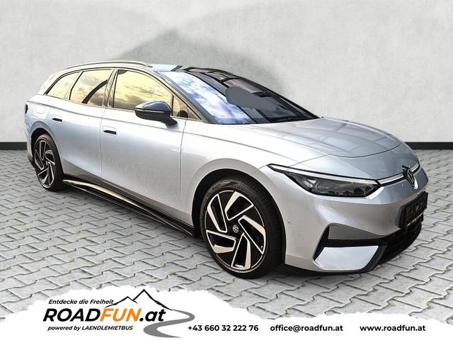 Volkswagen ID.7 Kombi - Pro 210 kW Tourer BlackStyle AHK IQdr Intpaket 20Z