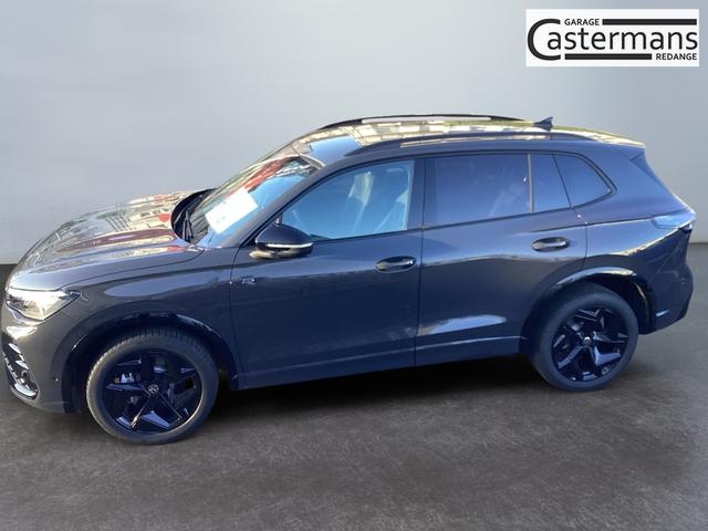 Volkswagen / Tiguan / Grau / / / 