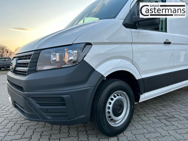 Volkswagen / Crafter Kastenwagen / Wei&szlig; / / / 30 2.0 TDI MR L3H2 / 4 J. Garantie