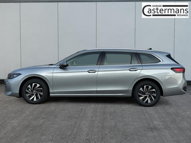 Volkswagen / Passat Variant / Silber / / / DSG+AHK+PANO+NAVI+ACC+KAMERA+LED+MASSAGE
