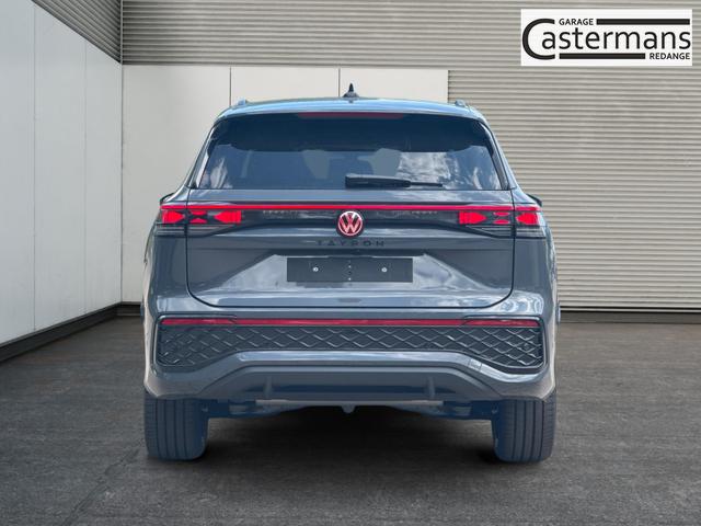 Volkswagen / Tayron / Grau / / / PLUG-IN+PANO+AHK+HuD+MATRIX+360 KAM+20ALU+ACC+eHK+BLACK STYLE