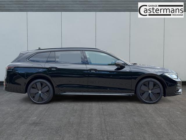 Volkswagen / Passat Variant / / / / LEDER+PANO+AHK+MATRIX+eHK+360 KAM+NAVI+HUD, Beispielbilder, ggf. teilweise mit Sonderausstattung
