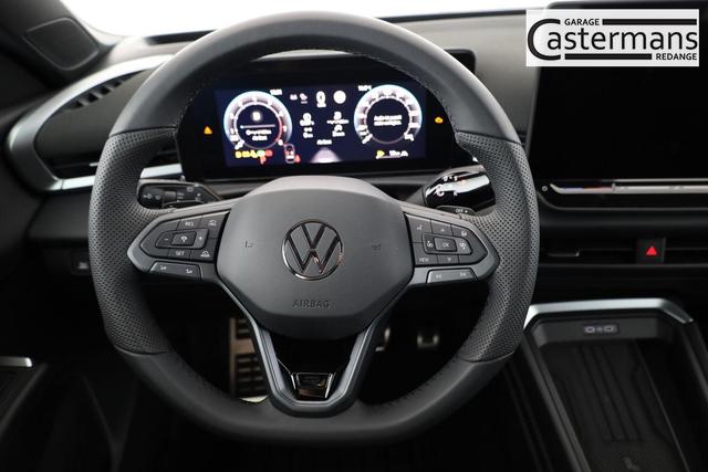 Volkswagen T-Roc 1.5 eTSI 110 kW R-Line DSG Black, neues Modell, 19-Zoll, Winter, sofort 