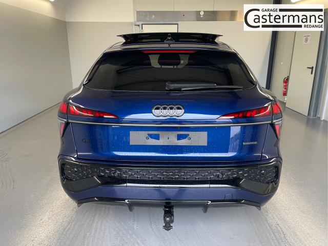 Audi / Q3 Sportback / Blau / / / TFSI 265 PS quattro S line Pano+TechPro+Matrix+AHK+HUD+Alu20+KlimaPlus+DCC+SONOS