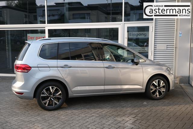 VW Touran 1.5 TSI DSG Oyster Silber Metallic 