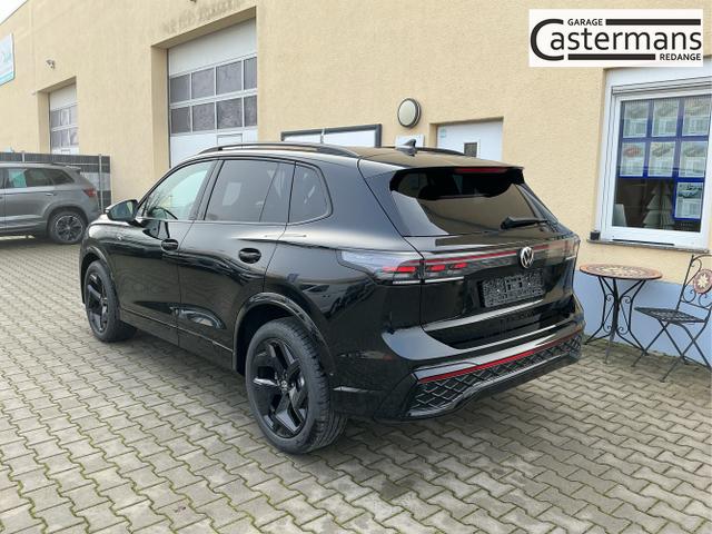 Volkswagen / Tiguan / Schwarz / R-Line / Deep Black Perleffekt / , Beispielbilder, ggf. teilweise mit Sonderausstattung