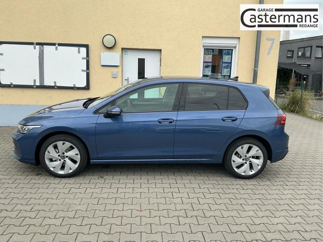 Volkswagen / Golf / Blau / Limited / Anemonenblau Metalic / , Beispielbilder, ggf. teilweise mit Sonderausstattung