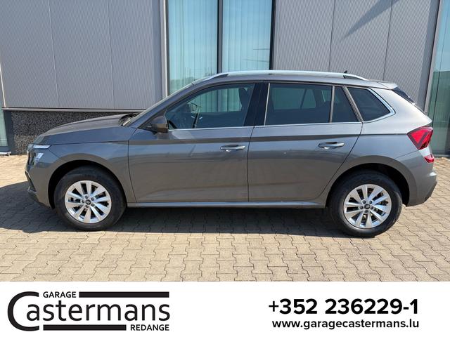 Skoda Kamiq - Selection 1.0 TSI 115PS, 5J GARANTIE, Grau-METALLIC, ELEKTR. HECKKLAPPE, ANH&Auml;NGERKUPPLUNG, BEH. FRONTSCHEIBE, Sitzheizung, Lenkradheizung, Ladeboden var, ACC, SIDE Assist, Virtual Cockpit 10", Parksensoren v/h, Kamera, KESSY, Privacy-Glas, 16" Alu, Climatronic