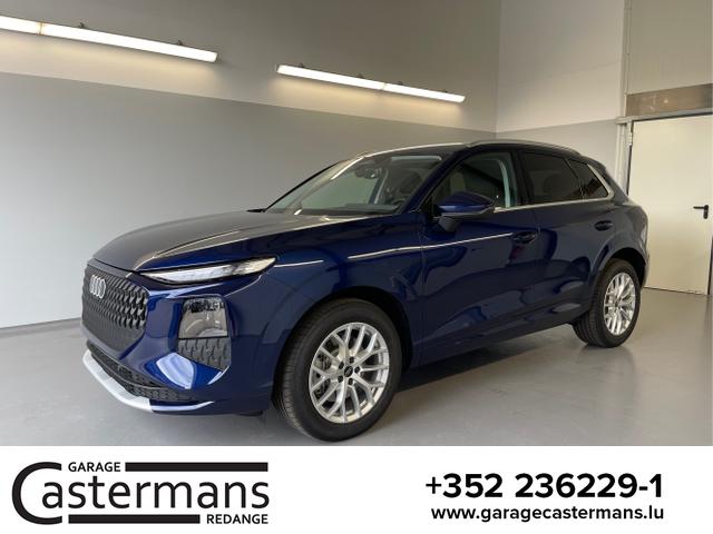 Audi Q3 - NEU TFSI quattro Tech+AHK+LEDPlus+ACC+Kamera+Alu18+Volllack