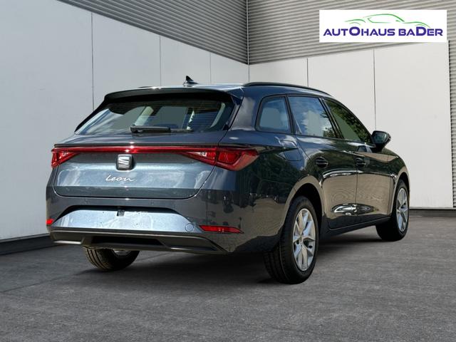 Seat / Leon Sportstourer / Grau / / / 1,5 eTSI DSG+ACC+LED+SHZ+CAM+Licht u. Sicht