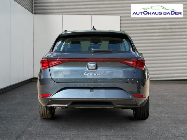 Seat / Leon Sportstourer / Grau / / / 1,5 eTSI DSG+ACC+LED+SHZ+CAM+Licht u. Sicht