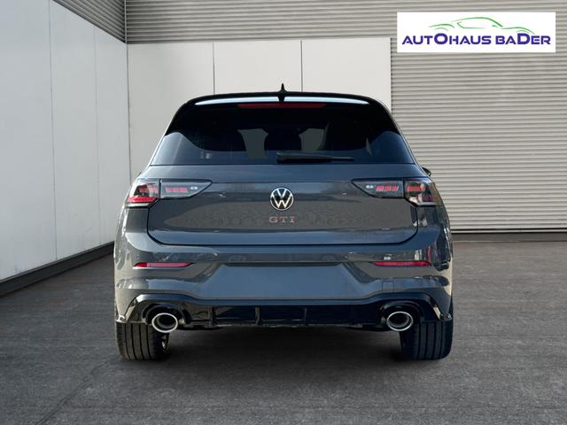 Volkswagen / Golf / / / / PANO+MATRIX+HUD+HARMAN+NAVI+360 KAMERA+19 LM, Beispielbilder, ggf. teilweise mit Sonderausstattung