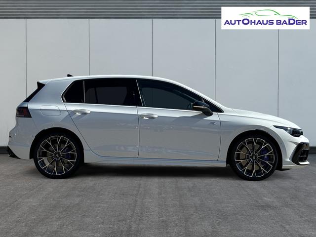 Volkswagen / Golf / Wei&szlig; / / / 4x4+PANO+MATRIX+HUD+HARMAN+NAVI+360 KAMERA+19 LM