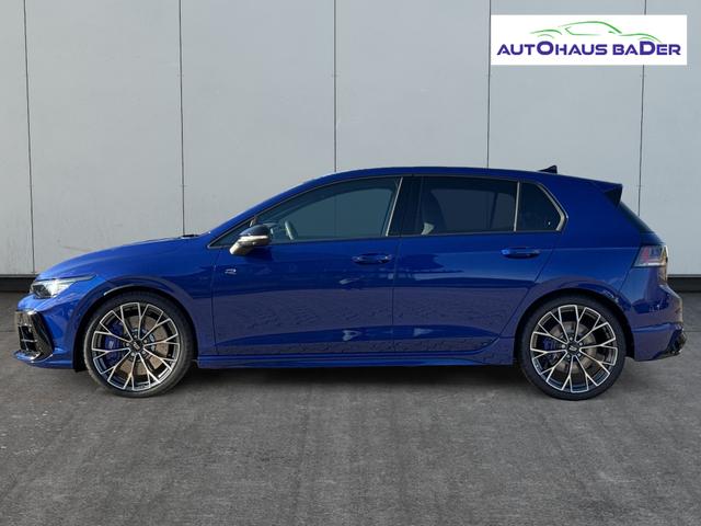 Volkswagen / Golf / / / / 4x4+PANO+MATRIX+HUD+HARMAN+NAVI+360 KAMERA+19 LM