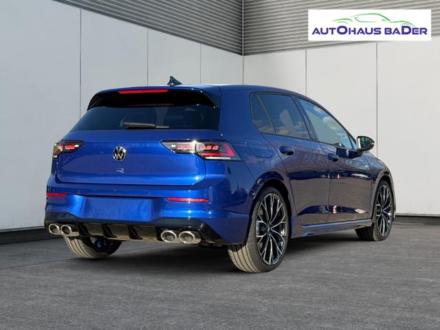 Volkswagen / Golf / / / / 4x4+PANO+MATRIX+HUD+HARMAN+NAVI+360 KAMERA+19 LM