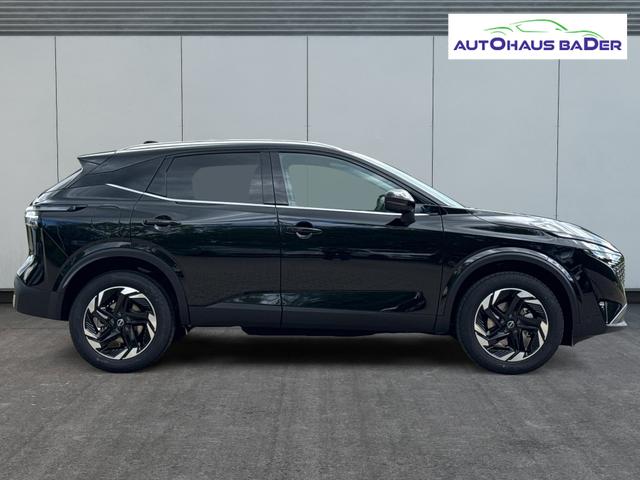Nissan / Qashqai / Schwarz / / / EL.HECKKL+HEAD-UP+KAMERA+ACC+PDC+SHZ+LED 