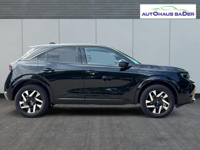 Opel / Mokka / Schwarz / / / SHZ+KAMERA+LED+PDC+17LM