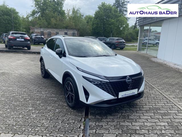 Nissan Qashqai Tekna 1.3 DIG-T MHEV 