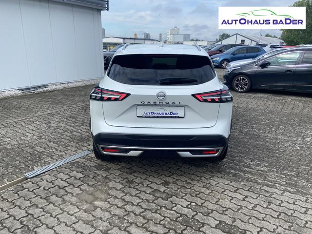 Nissan Qashqai Tekna 1.3 DIG-T MHEV 