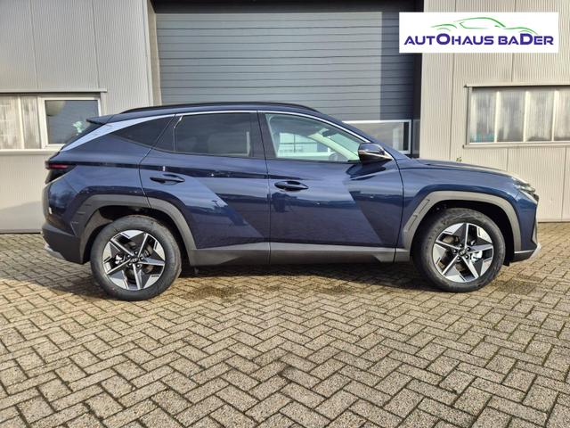 Hyundai TUCSON Trend 1.6 T-GDI 150PS Automatik TZ 2026 Teil-Leder Sitzheizung v+h Lenkradheizung Klimaautomatik Navi Touchscreen DAB+ Apple CarPlay + Android Auto PDC R&uuml;ckf.-Kamera Matrix-LED-Scheinw. 