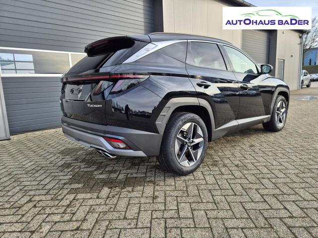 Hyundai TUCSON Trend 1.6 T-GDI 150PS Automatik TZ 2026 Teil-Leder Sitzheizung v+h Lenkradheizung Klimaautomatik Navi Touchscreen DAB+ Apple CarPlay + Android Auto PDC R&uuml;ckf.-Kamera Matrix-LED-Scheinw. 