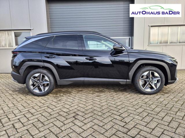 Hyundai TUCSON Trend 1.6 T-GDI 150PS Automatik TZ 2026 Teil-Leder Sitzheizung v+h Lenkradheizung Klimaautomatik Navi Touchscreen DAB+ Apple CarPlay + Android Auto PDC R&uuml;ckf.-Kamera Matrix-LED-Scheinw. 
