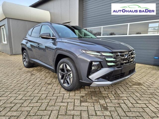 Hyundai TUCSON Trend 1.6 T-GDI 150PS Automatik TZ 2026 Teil-Leder Sitzheizung v+h Lenkradheizung Klimaautomatik Navi Touchscreen DAB+ Apple CarPlay + Android Auto PDC R&uuml;ckf.-Kamera Matrix-LED-Scheinw. 