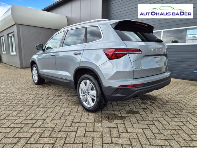 Skoda Karoq 1.5 TSI 150PS DSG Selection AHK Klimaautomatik Sitzheizung Lenkradheizung ACC PDC v+h R&uuml;ckf.Kamera abg.Scheiben Apple CarPlay Android Auto 17"LM 