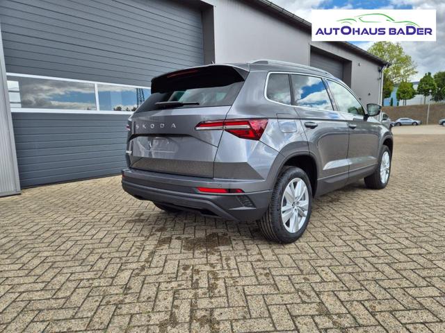 Skoda Karoq 1.5 TSI 150PS DSG Selection Klimaautomatik Sitzheizung Lenkradheizung ACC PDC v+h R&uuml;ckf.Kamera abg.Scheiben Apple CarPlay Android Auto 17"LM 