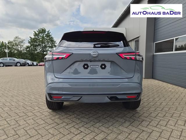 Nissan Qashqai 1.3 DIG-T MHEV 158 PS X-Tronic N-Design PanoDach Teil-Leder Klimaautomatik Sitzheizung Lenkradheizung Navi ACC PDC v+h 360&deg;Kamera DAB Bluetooth Touchscreen Apple CarPlay Android Auto 19"Zoll 