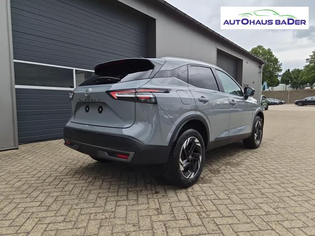 Nissan Qashqai 1.3 DIG-T MHEV 158 PS X-Tronic N-Connecta Teil-Leder PanoGlasdach Klimaautomatik Sitzheizung Lenkradheizung Navi ACC PDC v+h 360&deg;Kamera DAB Bluetooth Touchscreen Apple CarPlay Android Auto 18"LM 