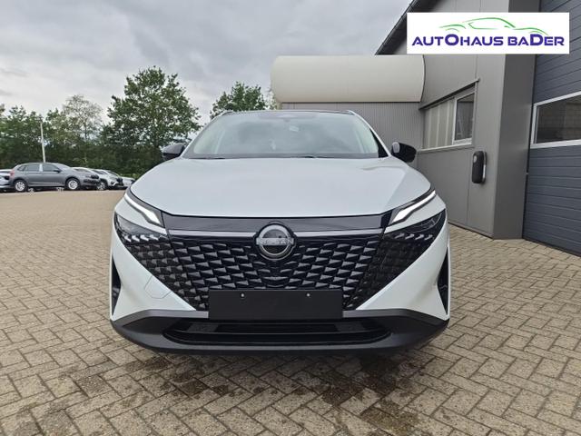Nissan Qashqai 1.3 DIG-T MHEV 158 PS X-Tronic N-Connecta Teil-Leder PanoGlasdach Klimaautomatik Sitzheizung Lenkradheizung Navi ACC PDC v+h 360&deg;Kamera DAB Bluetooth Touchscreen Apple CarPlay Android Auto 18"LM 