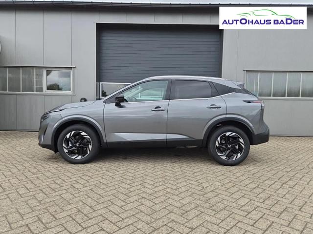 Nissan Qashqai 1.3 DIG-T MHEV 158 PS X-Tronic N-Connecta Teil-Leder PanoGlasdach Klimaautomatik Sitzheizung Lenkradheizung Navi ACC PDC v+h 360&deg;Kamera DAB Bluetooth Touchscreen Apple CarPlay Android Auto 18"LM 