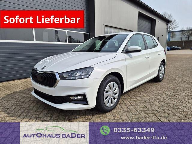 Skoda Fabia - 1.0 TSI 95PS Selection 5-t&uuml;rig R&uuml;ckf.Kamera Parksensoren Sitzheizung Multifunktionslenkrad Klima Skoda-Radio Bluetooth Touchscreen Tempomat Nebelsch. Apple CarPlay + Android Auto