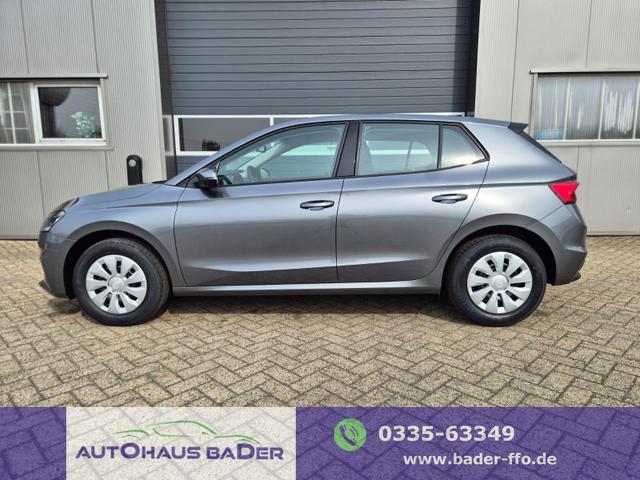 Skoda Fabia - 1.0 TSI 95PS Selection 5-t&uuml;rig R&uuml;ckf.Kamera Parksensoren Sitzheizung Multifunktionslenkrad Klima Skoda-Radio Bluetooth Touchscreen Tempomat Nebelsch. Apple CarPlay + Android Auto