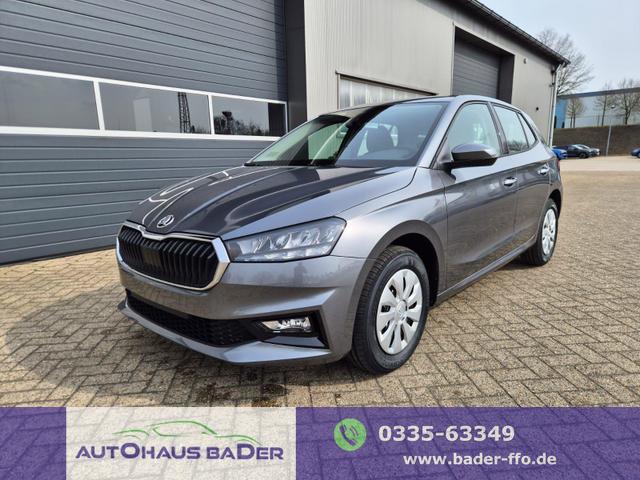 Skoda Fabia - 1.0 TSI 95PS Selection 5-t&uuml;rig R&uuml;ckf.Kamera Parksensoren Sitzheizung Multifunktionslenkrad Klima Skoda-Radio Bluetooth Touchscreen Tempomat Nebelsch. Apple CarPlay + Android Auto