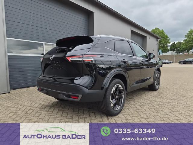 Nissan Qashqai - 1.3 DIG-T MHEV 158 PS X-Tronic N-Connecta Teil-Leder PanoGlasdach Klimaautomatik Sitzheizung Lenkradheizung Navi ACC PDC v+h 360&deg;Kamera DAB Bluetooth Touchscreen Apple CarPlay Android Auto 18"LM