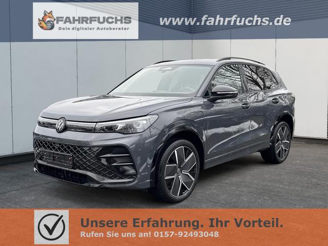 Volkswagen Tiguan - R-Line People PLUG-IN+PANO+AHK+HD MATRIX+NAVI+BLACK STYLE+20"LM+ACC