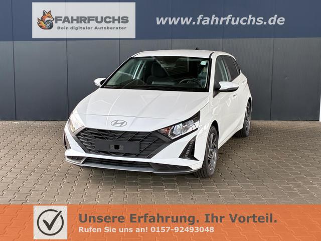 Hyundai i20 - Pure 1.2 MPI / Navi PDC Hinten + Kamera Abgedunkelte Scheiben Tempomat Alu 16"