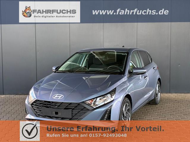 Hyundai i20 - Pure 1.2 MPI / Navi PDC Hinten + Kamera Abgedunkelte Scheiben Tempomat Alu 16"