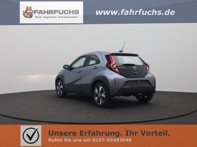 Toyota Aygo X - Pure 1.5 Hybrid 116PS Automatik Sitzheizung Klimaautomatik R&uuml;ckf.Kamera AbstandsTempomat Nebelscheinw. Multifunktionslenkrad Bluetooth Touchscreen Apple CarPlay + Android Auto 2xKeyless