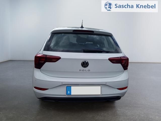 Volkswagen / Polo (Facelift) / Wei&szlig; / Life / / 