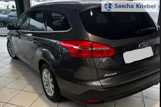 Focus Turnier 2.0 Duratorq TDCi Titanium 8-fach bereift 