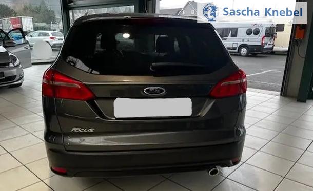 Focus Turnier 2.0 Duratorq TDCi Titanium 8-fach bereift 