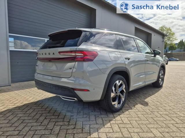Kodiaq Sportline 1.5 TSI 204PS PHEV DSG schwenkb. AHK elektr. PanoDach HUD Alcantara PDC v+h 360&deg;Kamera CANTON Sound Klimaautomatik Sitzheizung Lenkradheizung Navi Apple CarPlay Android Auto 2xKeyless 19"LM vollelektr. Reichweite 116KM 
