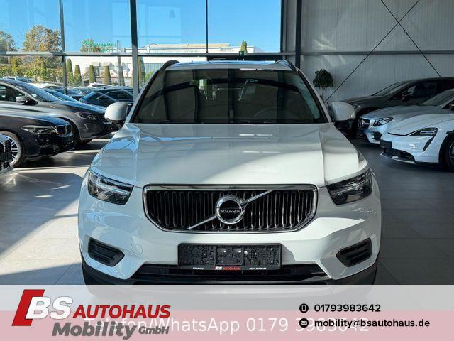 Volvo XC40 - Momentum Core 2WD 120 kW (163 PS), Autom