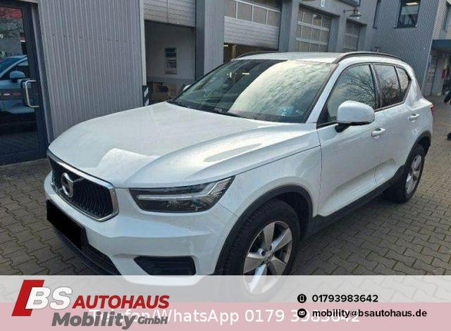 Volvo XC40 - Momentum Core 2WD