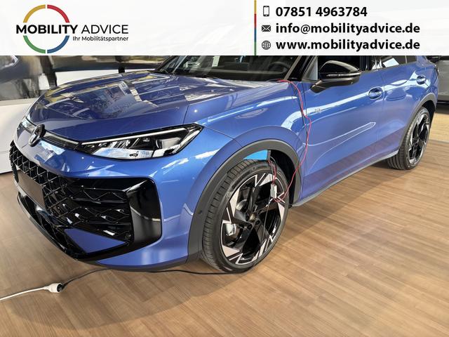 Volkswagen T-Roc - R-Line 1.5 eTSI mild-hybrid 150PS DSG, 18" Alu, Sportsitze, Privacy-Glas, Sitzheizung, M-Lederlenkrad beheizt, Keyless, Digital Cockpit Pro, Alarmanlage, ACC Tempomat, 3Z-Climatronic, ParkAssist + Kamera, Radio 12,9"/Wireless App-Connect, LED-Scheinwerfer PLUS